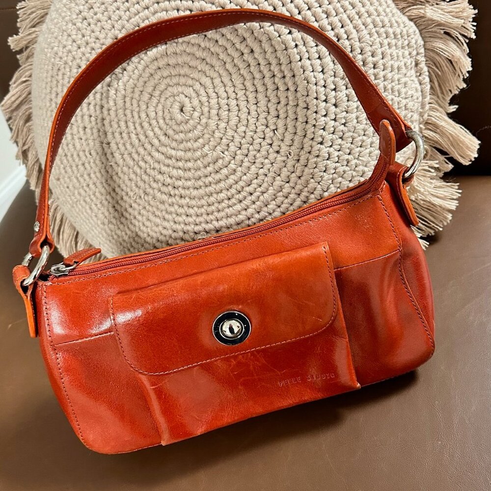 Stylish Wilson Pelle Leather Shoulder Bag - Burnt Orange
